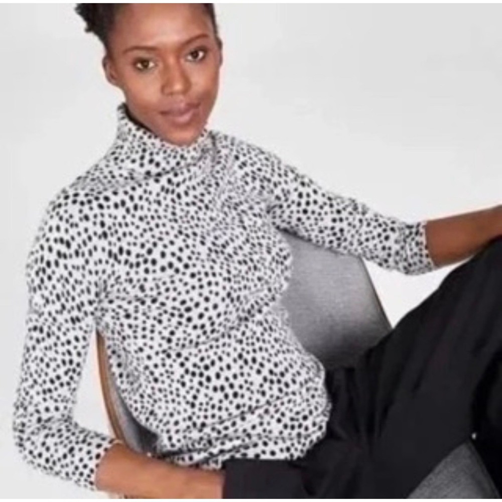 Charter Club Luxury 100% Cashmere Dalmatian Dot Turtleneck Sweater‎ Small